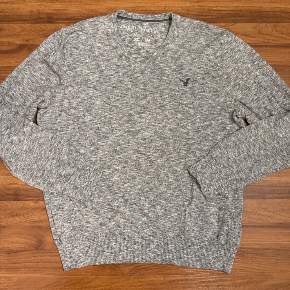 American Eagle Outfitters Mens XL Gray Marled V-Neck Cotton Sweater Pullover